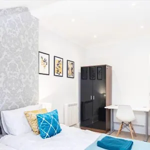 Fantastic With Views & Parking Apartment Bournemouth